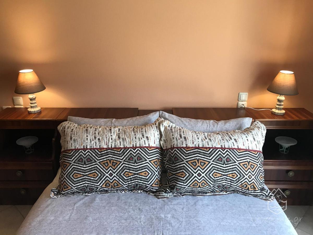 Makrirrákhi D & K Guest House מראה חיצוני תמונה