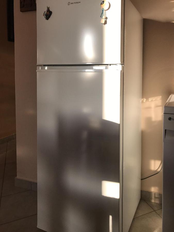 Makrirrákhi D & K Guest House מראה חיצוני תמונה