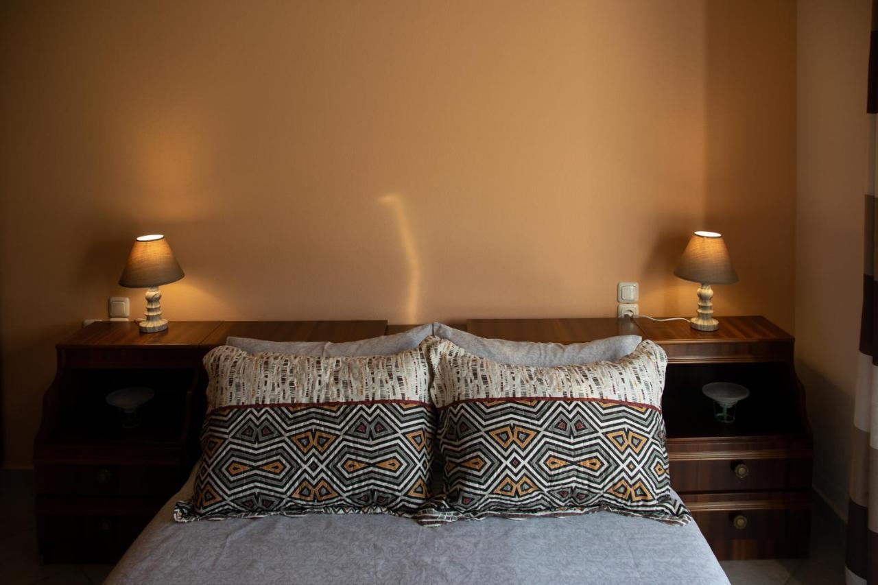 Makrirrákhi D & K Guest House מראה חיצוני תמונה